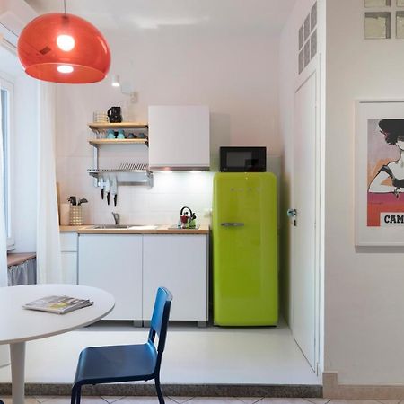 Xenia Apartments - Stylish Colorful Apt- Upbeat & Well-Connected Area Milão Exterior foto