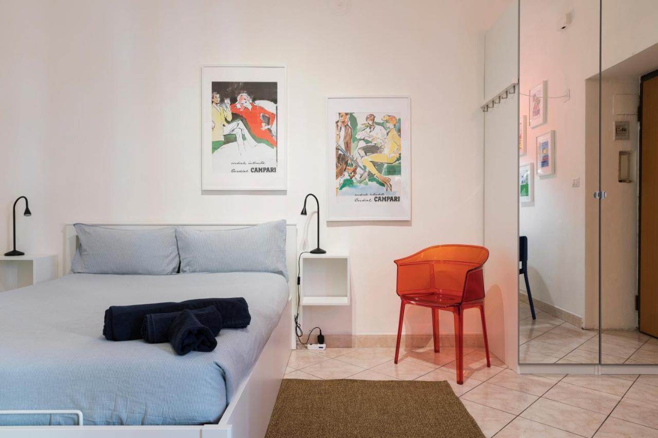 Xenia Apartments - Stylish Colorful Apt- Upbeat & Well-Connected Area Milão Exterior foto