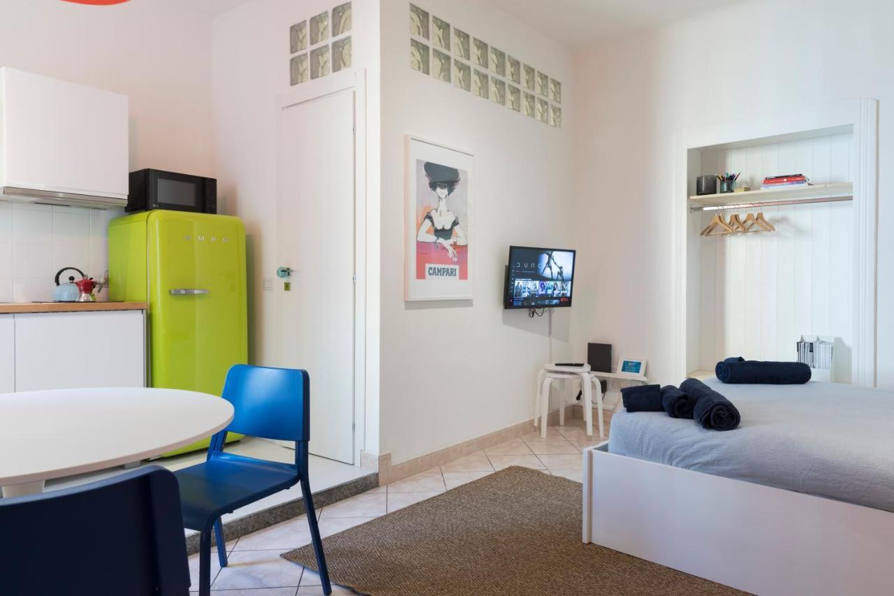 Xenia Apartments - Stylish Colorful Apt- Upbeat & Well-Connected Area Milão Exterior foto